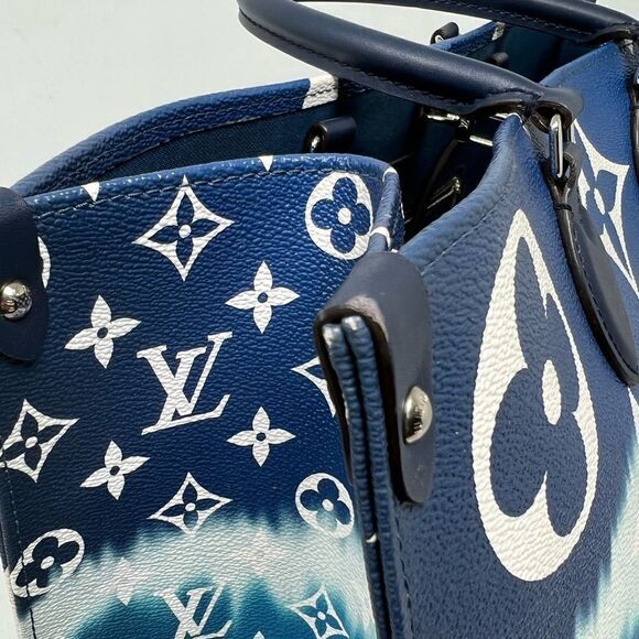 LOUIS VUITTON Monogram Escale Onthego GM Blue - Picture 8 of 15